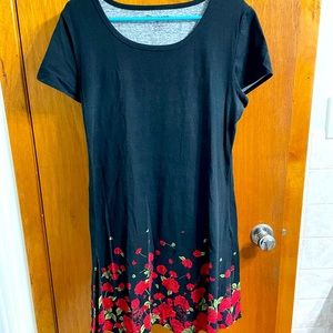 Muppets t-shirt dress, Miss Piggy and roses print, size L